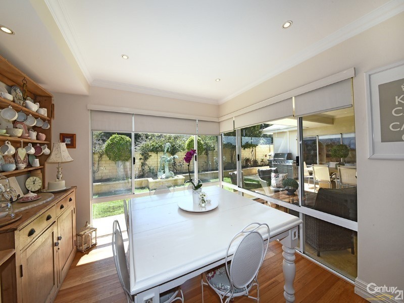 34 Mariners View, Mindarie WA 6030