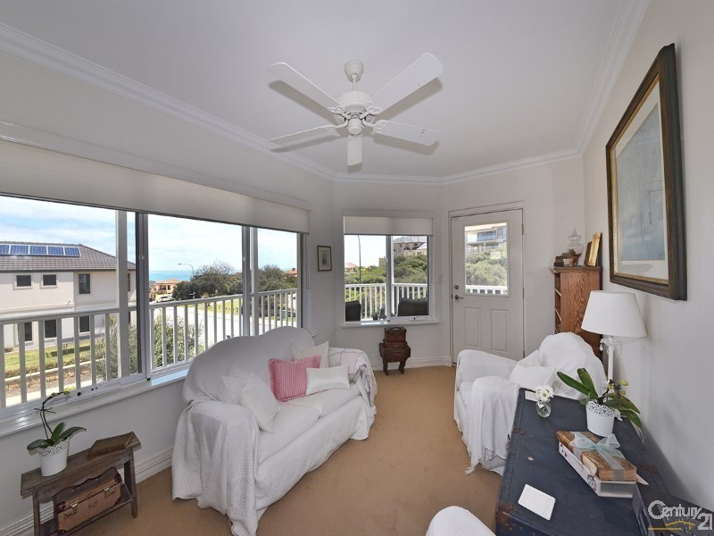 34 Mariners View, Mindarie WA 6030