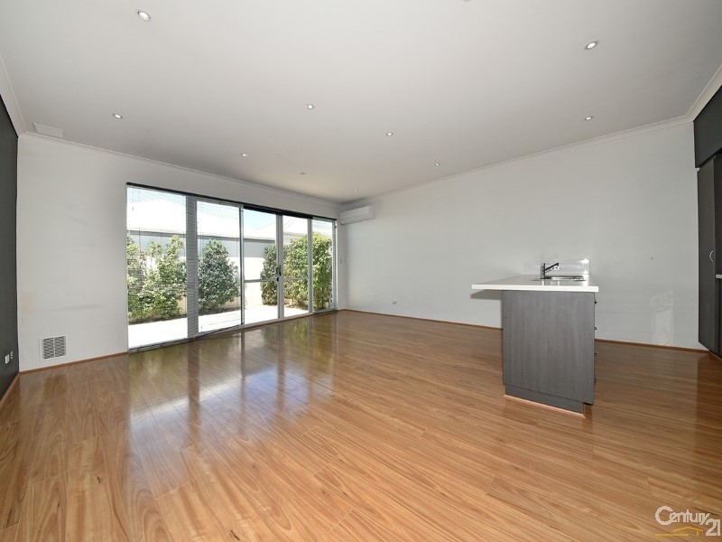 61A Helmsdale Loop, Butler WA 6036