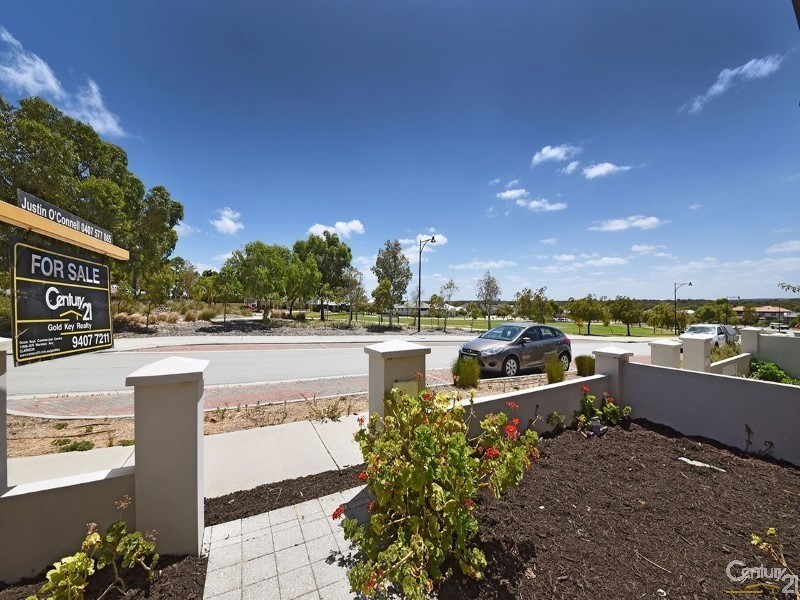 61A Helmsdale Loop, Butler WA 6036