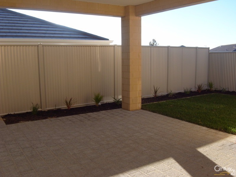 5 Loggerhead Road, Alkimos WA 6038