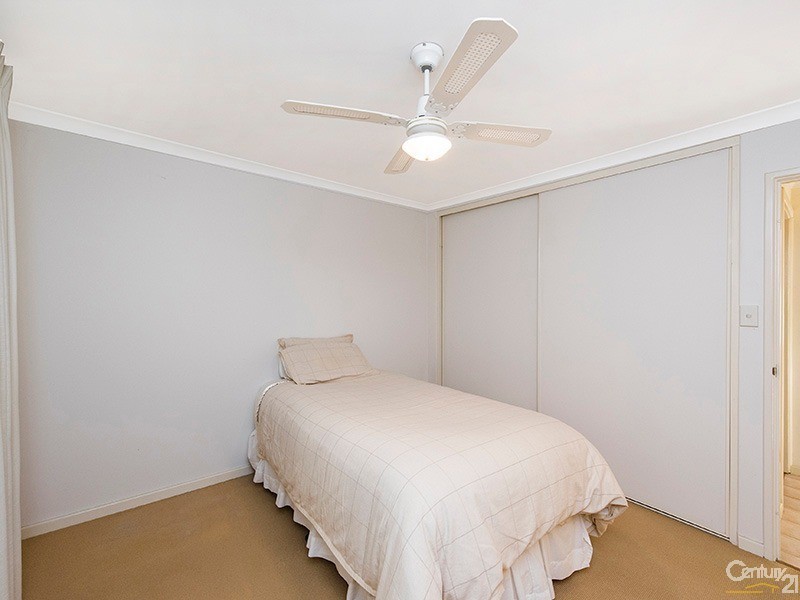 8 Waterside Crescent, Gwelup WA 6018