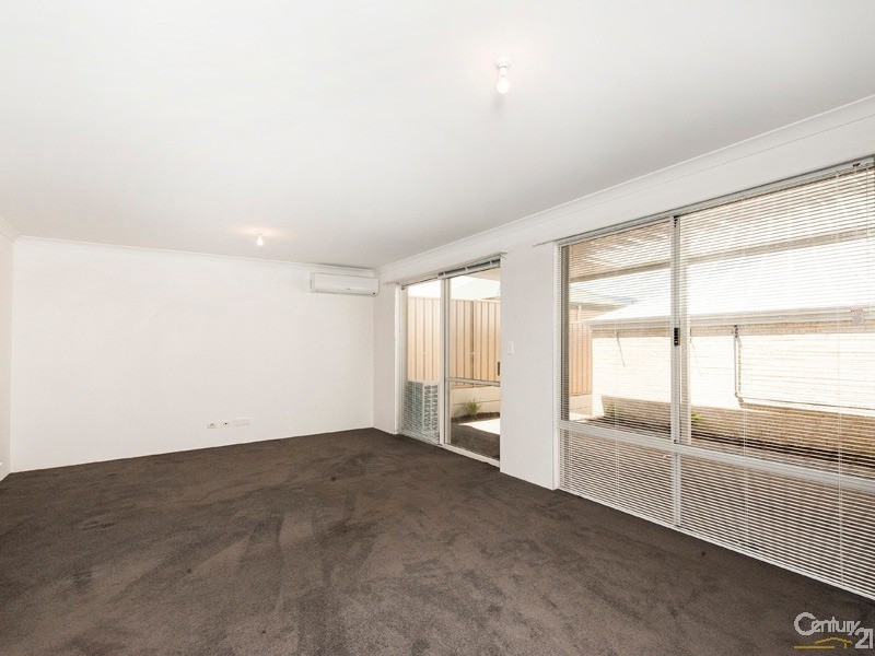 52 Feakle Bend, Ridgewood WA 6030