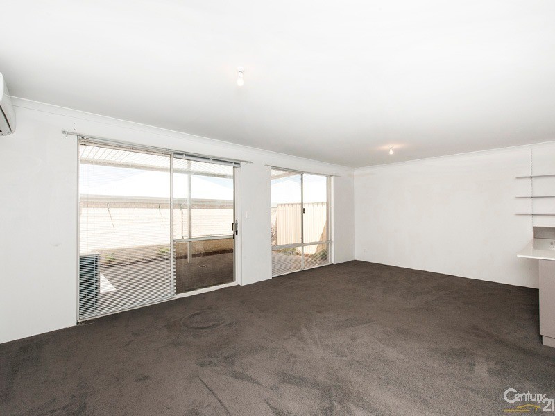 52 Feakle Bend, Ridgewood WA 6030