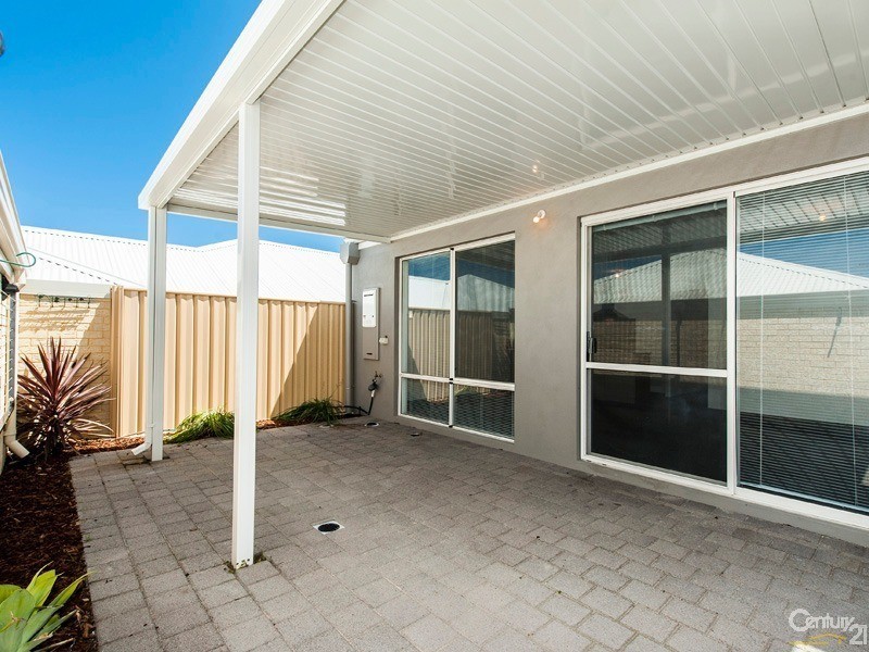 52 Feakle Bend, Ridgewood WA 6030