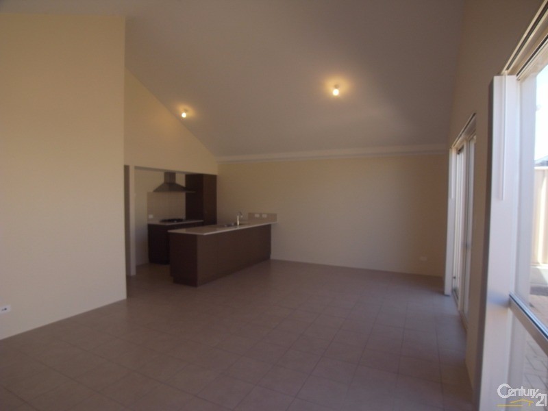 54 Feakle Bend, Ridgewood WA 6030