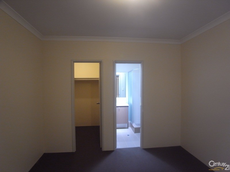 54 Feakle Bend, Ridgewood WA 6030