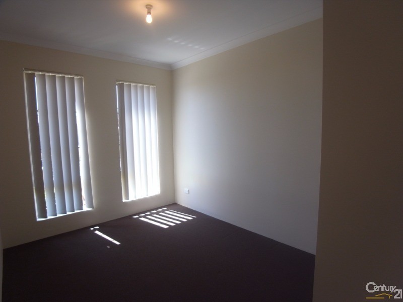 54 Feakle Bend, Ridgewood WA 6030