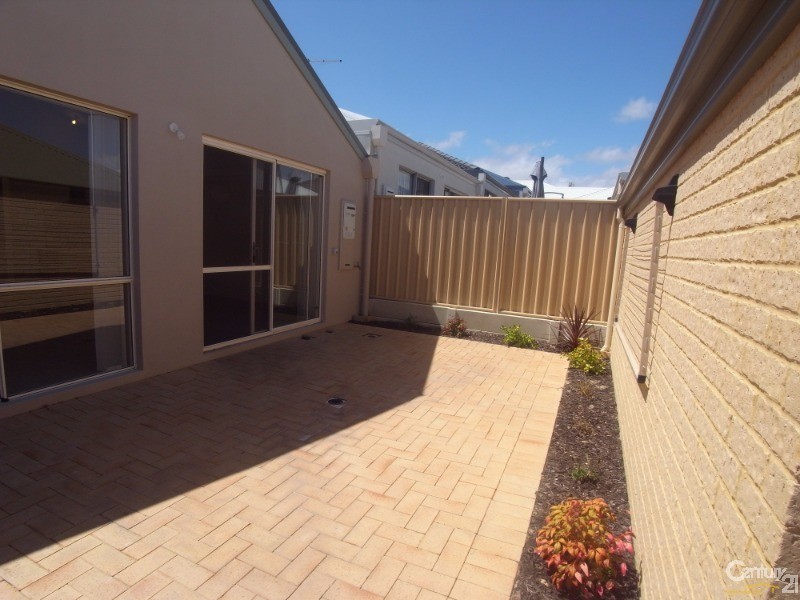 54 Feakle Bend, Ridgewood WA 6030