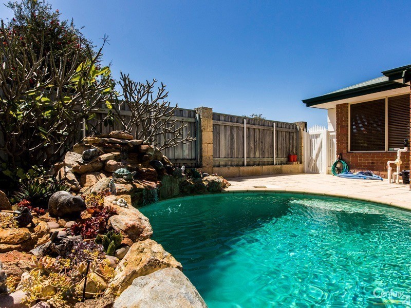 5 Mersin Drive, Mindarie WA 6030
