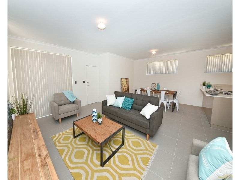 40 Leeward Avenue, Eglinton WA 6034