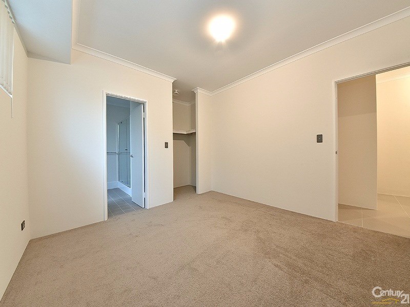 40 Leeward Avenue, Eglinton WA 6034