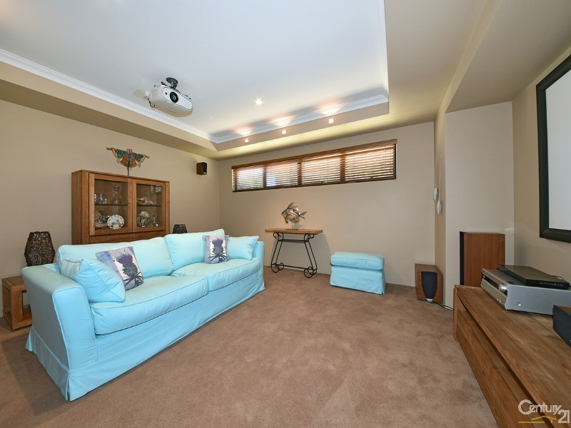 24 Andros Circuit, Mindarie WA 6030