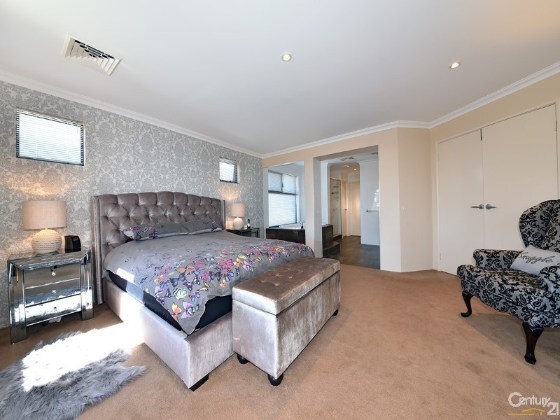 24 Andros Circuit, Mindarie WA 6030