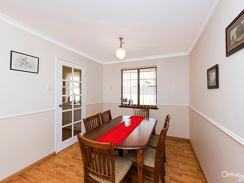 5 Pacific Way, Beldon WA 6027