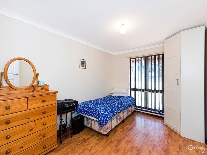 5 Pacific Way, Beldon WA 6027