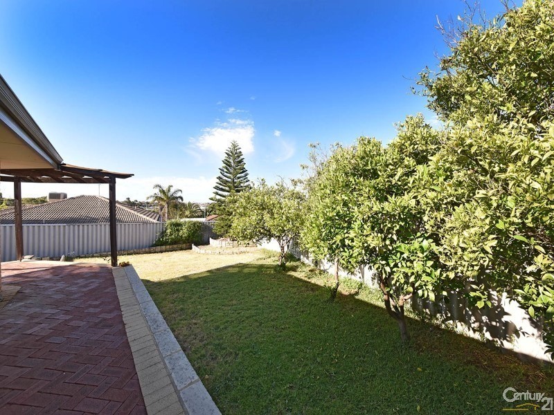 6 Seamet Rise, Merriwa WA 6030