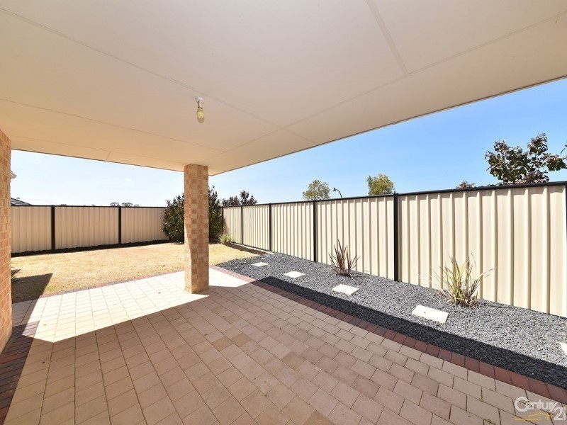 18 Lomita Link, Clarkson WA 6030