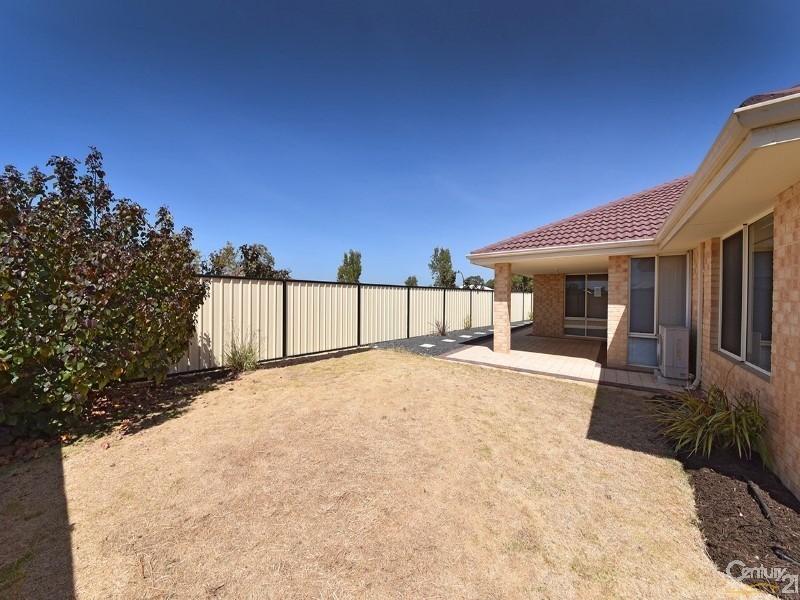 18 Lomita Link, Clarkson WA 6030
