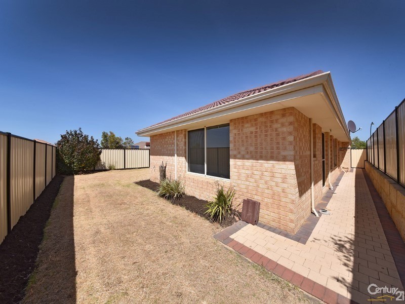 18 Lomita Link, Clarkson WA 6030