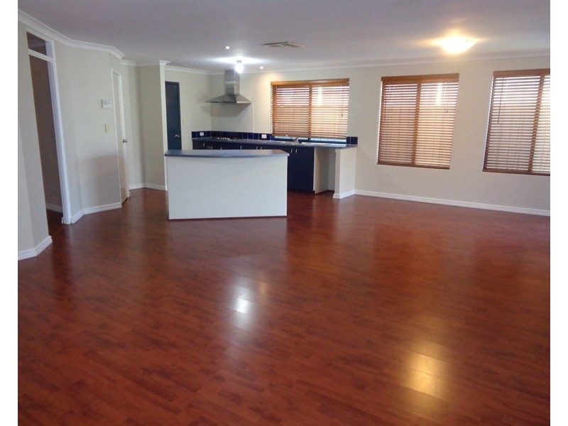 5 Adelong Circuit, Merriwa WA 6030