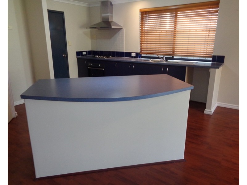 5 Adelong Circuit, Merriwa WA 6030