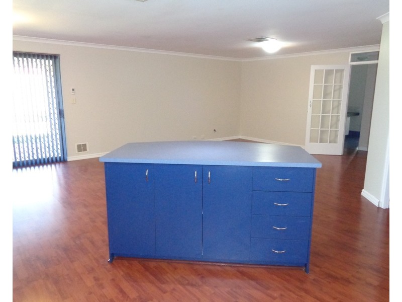 5 Adelong Circuit, Merriwa WA 6030