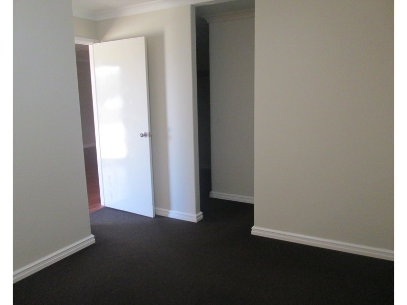 5 Adelong Circuit, Merriwa WA 6030