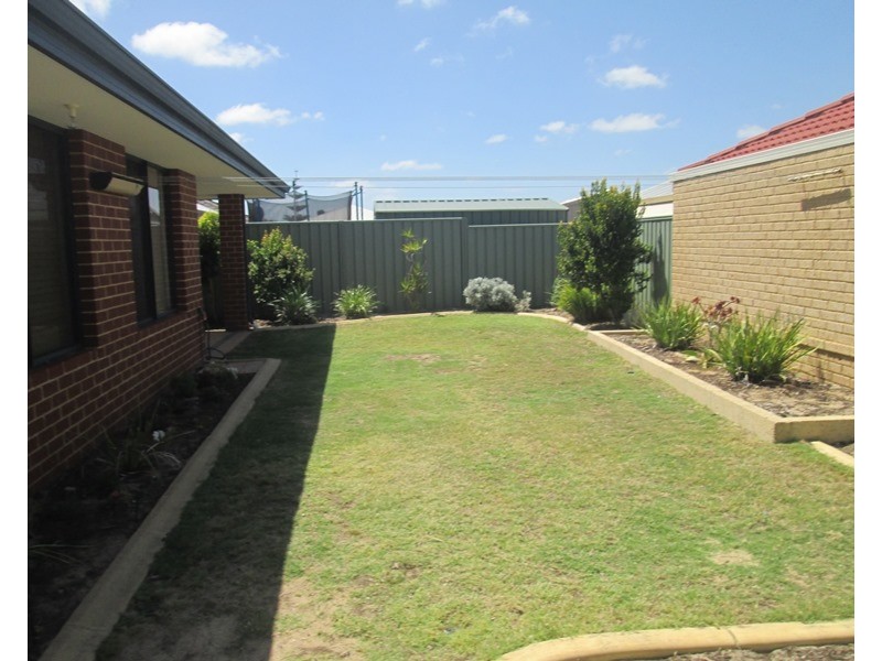 5 Adelong Circuit, Merriwa WA 6030