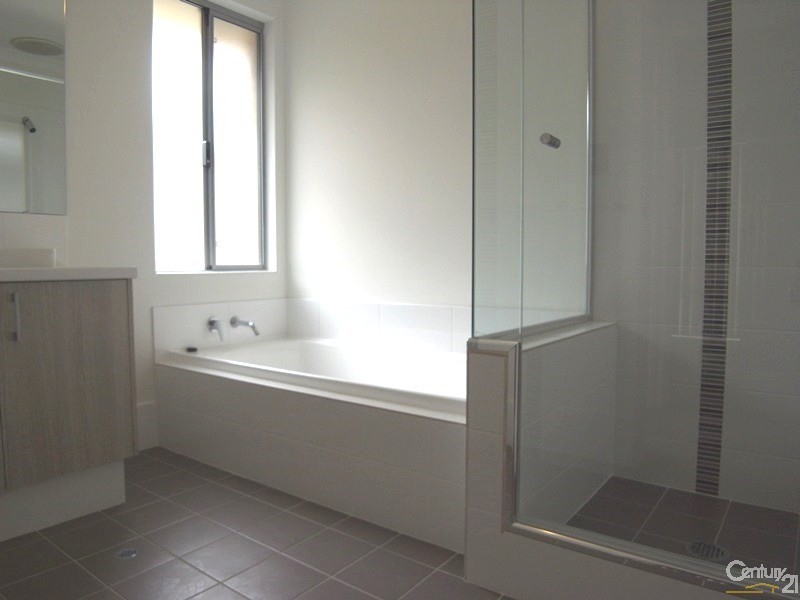 12 Amsterdam Crescent, Alkimos WA 6038