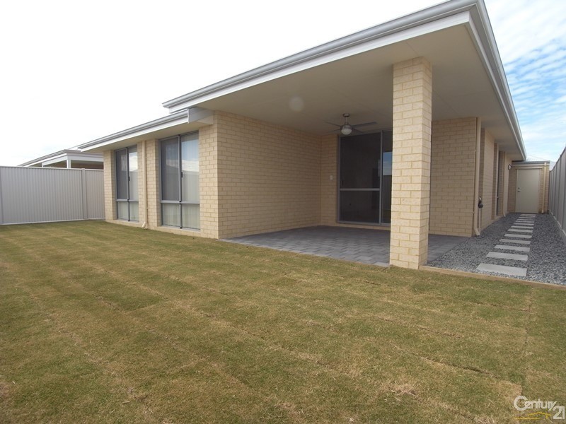 12 Amsterdam Crescent, Alkimos WA 6038