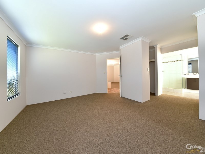 37 Tamarama Crescent, Clarkson WA 6030