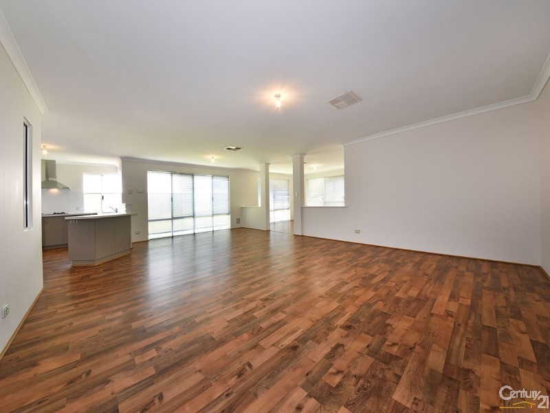 37 Tamarama Crescent, Clarkson WA 6030