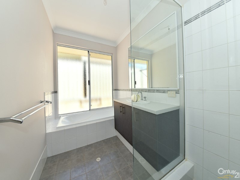 37 Tamarama Crescent, Clarkson WA 6030