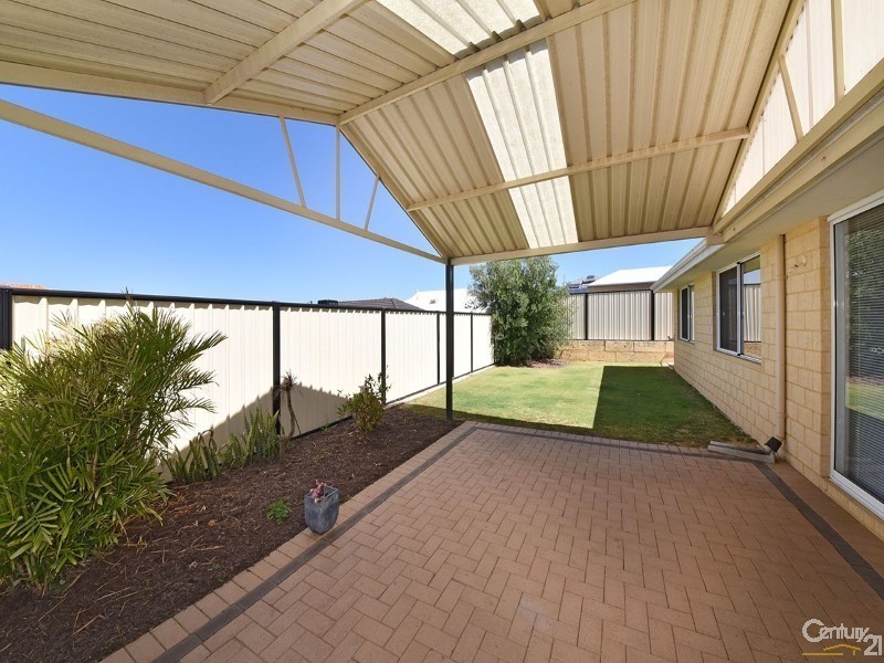 37 Tamarama Crescent, Clarkson WA 6030