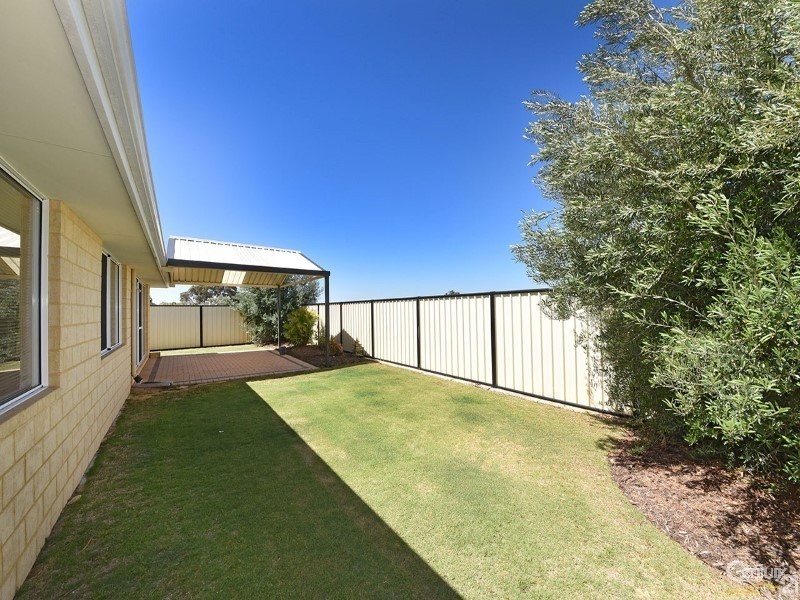 37 Tamarama Crescent, Clarkson WA 6030
