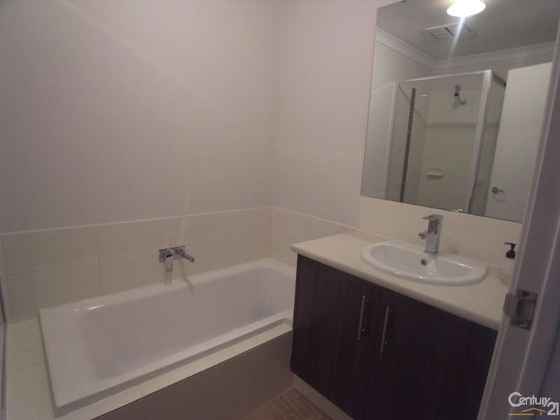 5  Tawny Way, Alkimos WA 6038