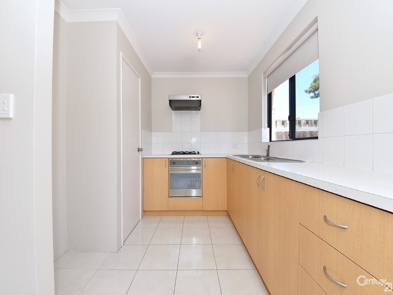 3/37 Stradbroke Gardens, Ridgewood WA 6030