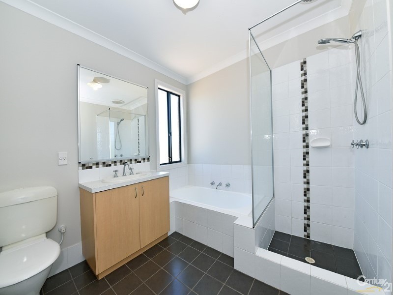 3/37 Stradbroke Gardens, Ridgewood WA 6030