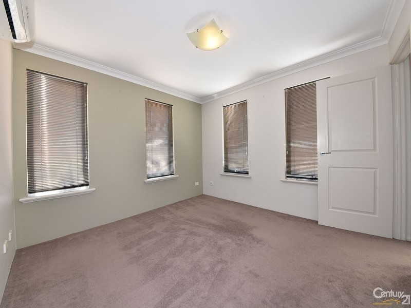 225 Ocean Keys Boulevard, Clarkson WA 6030