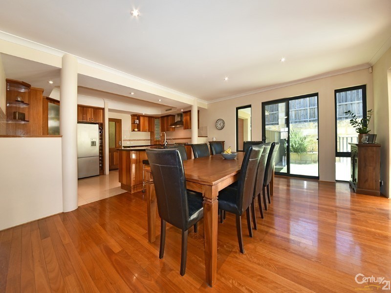 4 Birkenhead Ridge, Mindarie WA 6030