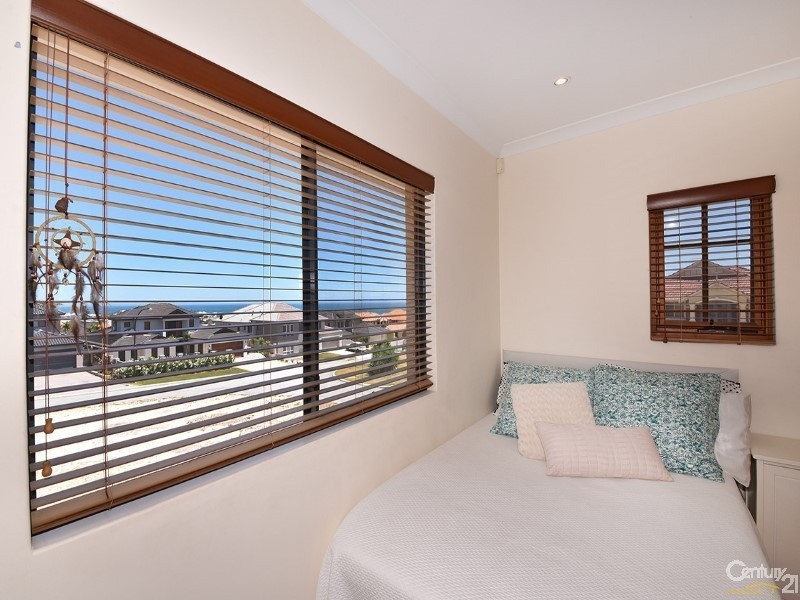 4 Birkenhead Ridge, Mindarie WA 6030