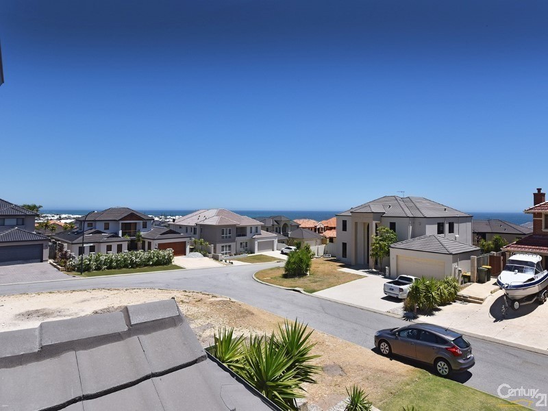 4 Birkenhead Ridge, Mindarie WA 6030