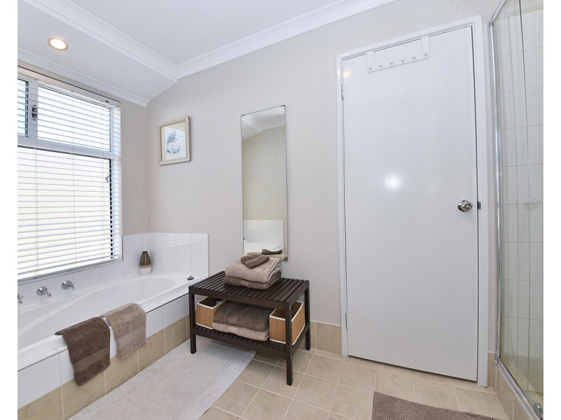 23 Rees Drive, Quinns Rocks WA 6030