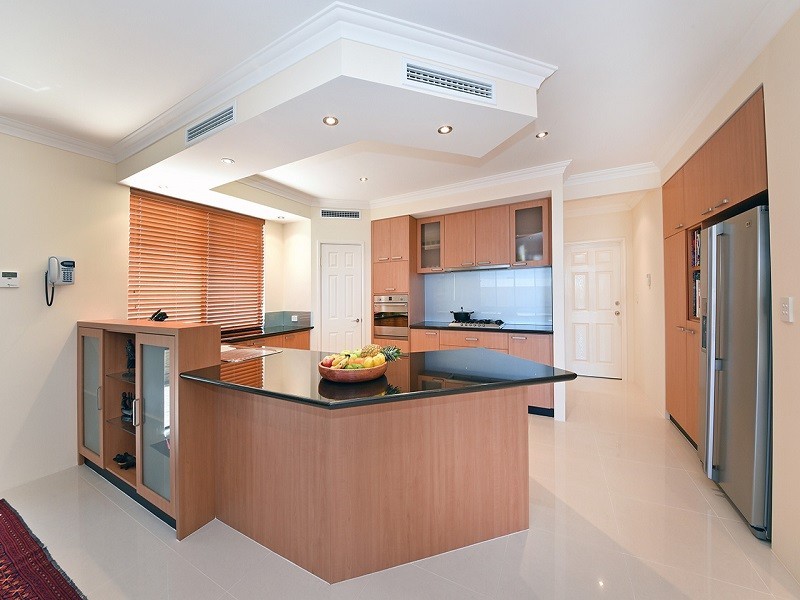 6 Eton Pass, Mindarie WA 6030