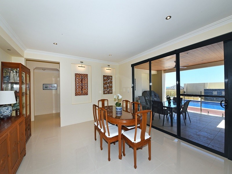 6 Eton Pass, Mindarie WA 6030