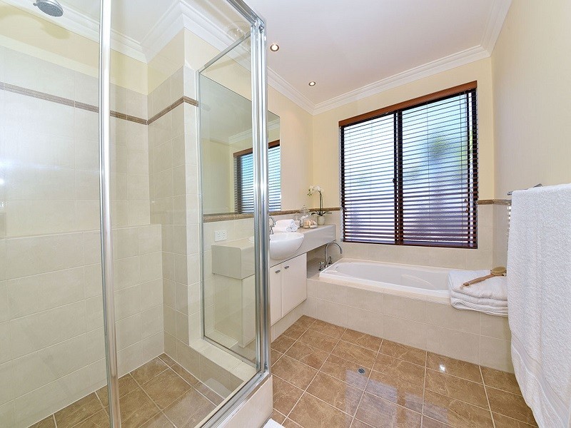 6 Eton Pass, Mindarie WA 6030