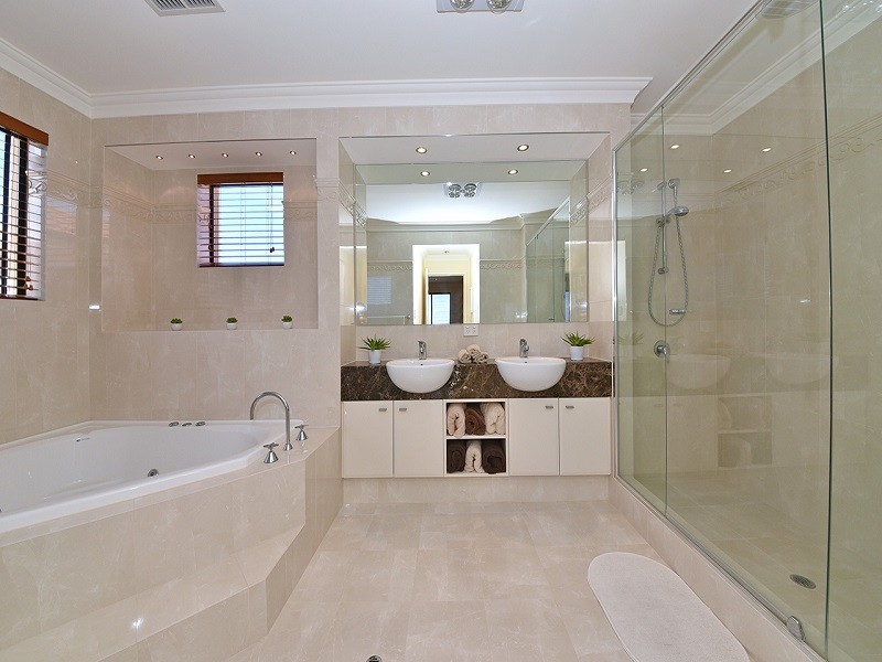 6 Eton Pass, Mindarie WA 6030