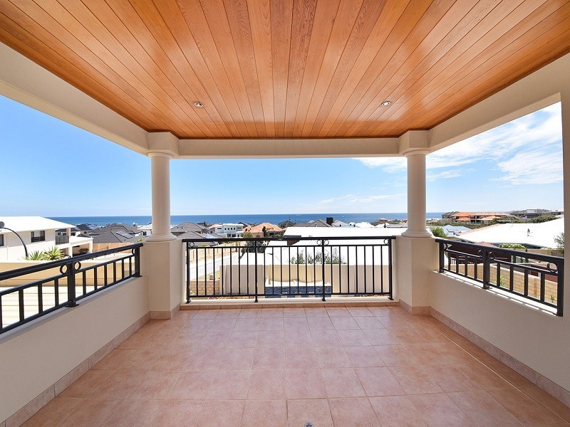 6 Eton Pass, Mindarie WA 6030