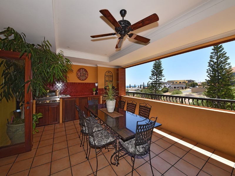 3B St Malo Court, Mindarie WA 6030